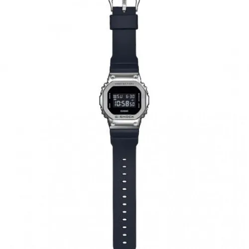 Casio Armbanduhren-G-Shock - GM-5600-1ER