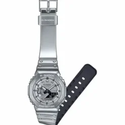 Casio 200 m)-G-Shock - GM-2100YM-8AER