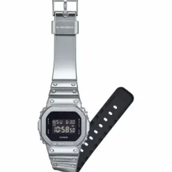 Casio 200 m)-G-Shock - GM-5600YM-8ER