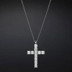 Chiara Ferragni (Kette mit) Kreuz-Croci Halskette - J19AWC17