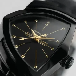 Hamilton Lederarmband-Ventura Quartz - H24201730