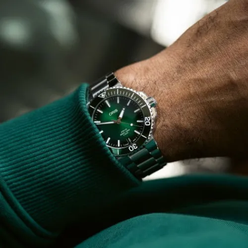 Oris Metallarmband-Aquis Date Caliber 400 - 01 400 7769 4157-07 8 22 09PEB