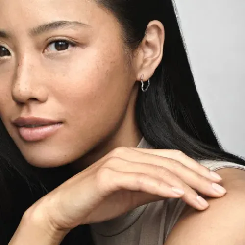 Pandora (Kette mit) Herz-Asymmetrische Herzen Ohrringe - 298307C00