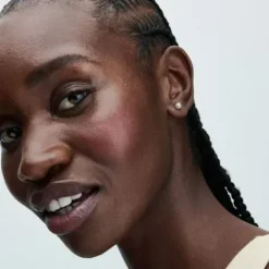 Pandora Ohrringe-Behandelte 4,5 mm Süsswasserzuchtperle Ohrstecker - 293168C01