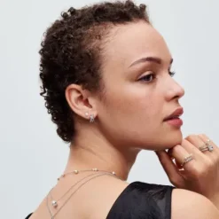 Pandora Ohrringe-Überkreuzte Pavé Creolen - 293150C01