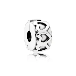 Pandora (Kette mit) Herz-Gereihte Herzen Charm - 791978