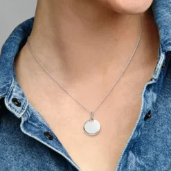 Pandora (Kette mit) Herz-Gravierbarer runder Anhänger - 398610C00