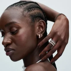 Pandora Ringe-Schwarze Funkelnde Reihe Ewigkeits Ring - 180050C02