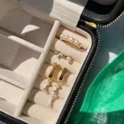 Sif Jakobs Ohrringe-Adria Tre Piccolo Ohrringe - SJ-E12224-PCZ-YG