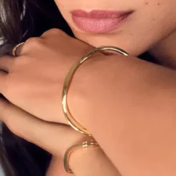 Sif Jakobs Armbänder-Ellera Waves Pianura Armreif - SJ-BG3879-YG